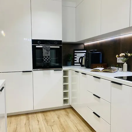 Lovely Space Apartment *