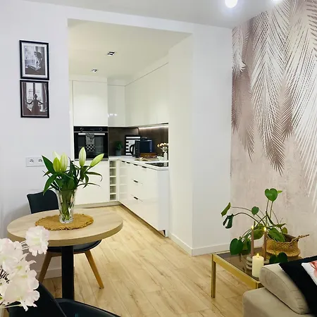 Апартаменти Lovely Space