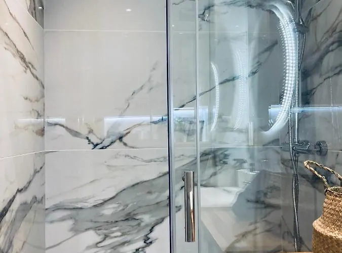 Apartment Lovely Space